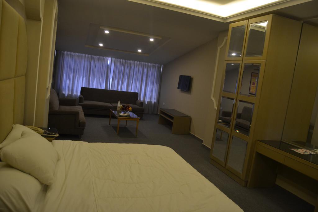 Platinum Hotel Τύρος Εξωτερικό φωτογραφία