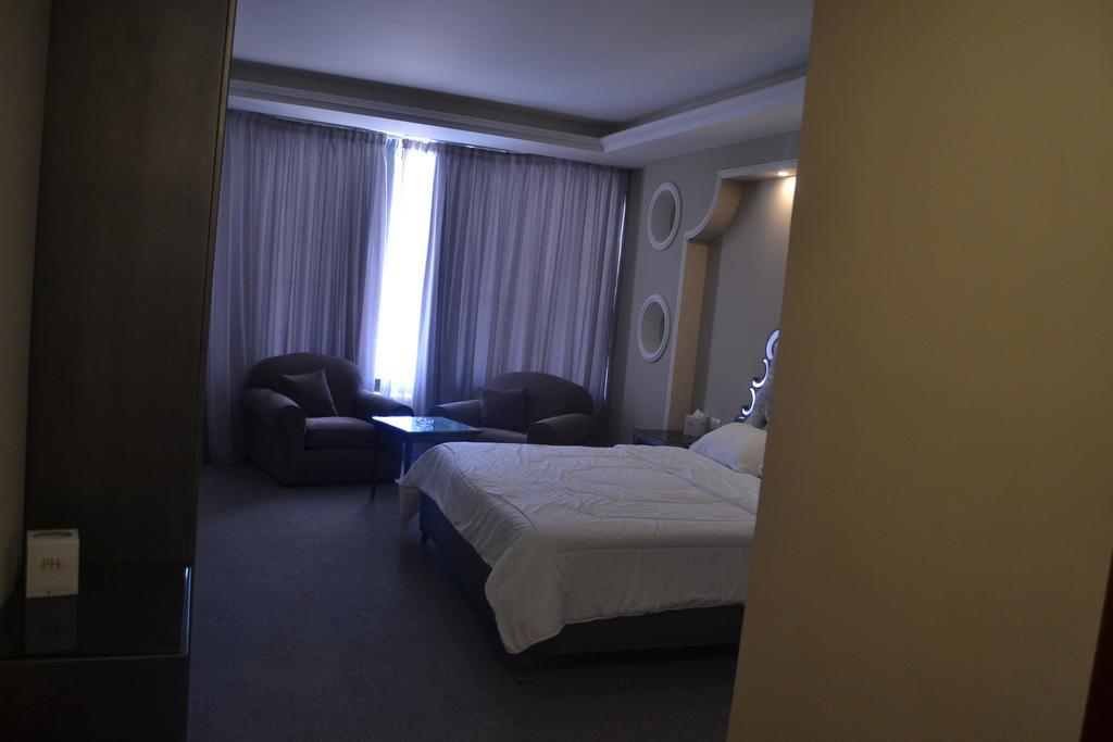 Platinum Hotel Τύρος Εξωτερικό φωτογραφία